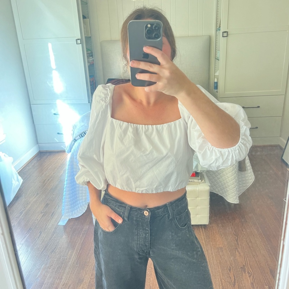 Alice + Olivia White Puff Sleeve Crop Top